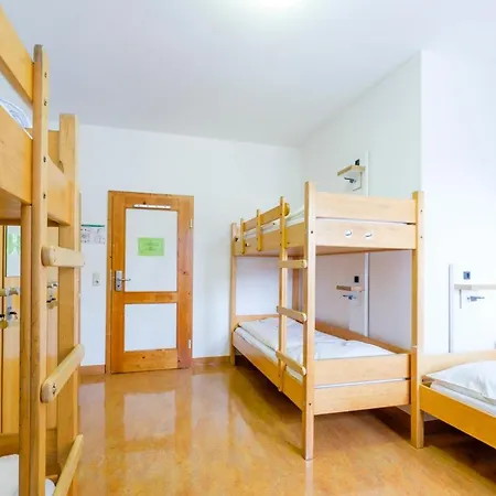 Youth Hostel *